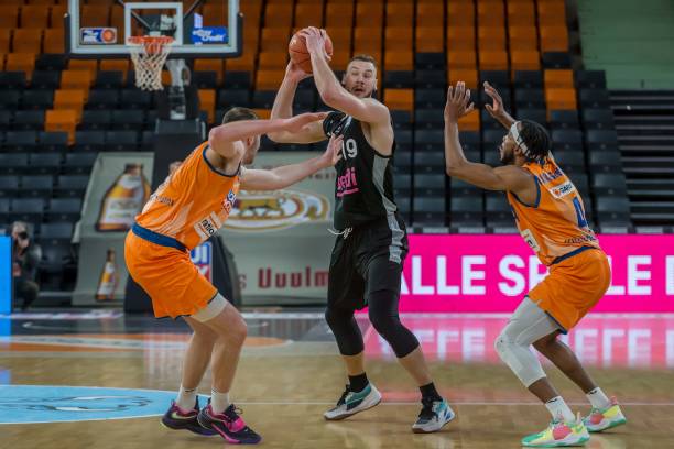 让所有球员 让所有球员