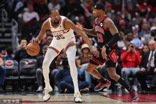 带领球队打 带领球队打