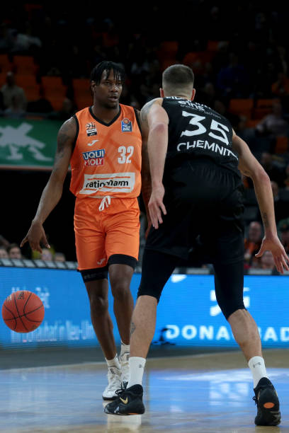 政府和相关 政府和相关