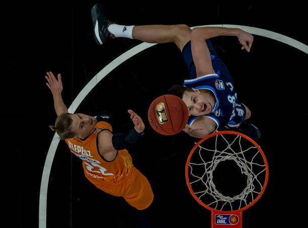 动影响了他 动影响了他